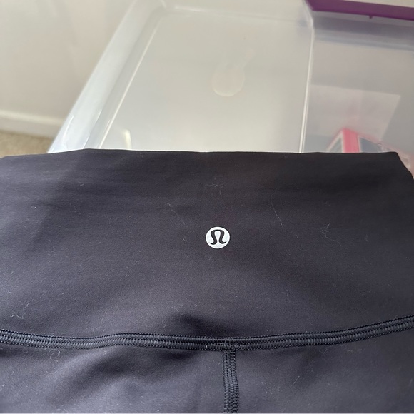 Lululemon Wunder Train HR Tight 25” Size 2 - Picture 4 of 5
